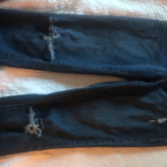 Old Navy Rockstar woman’s skinny jeans size 8 tall - Picture 3 of 3